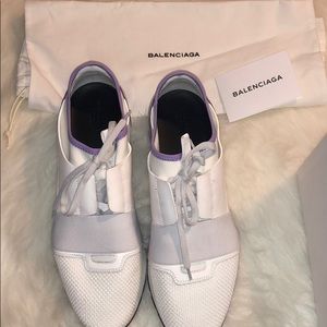Balenciaga race runners
